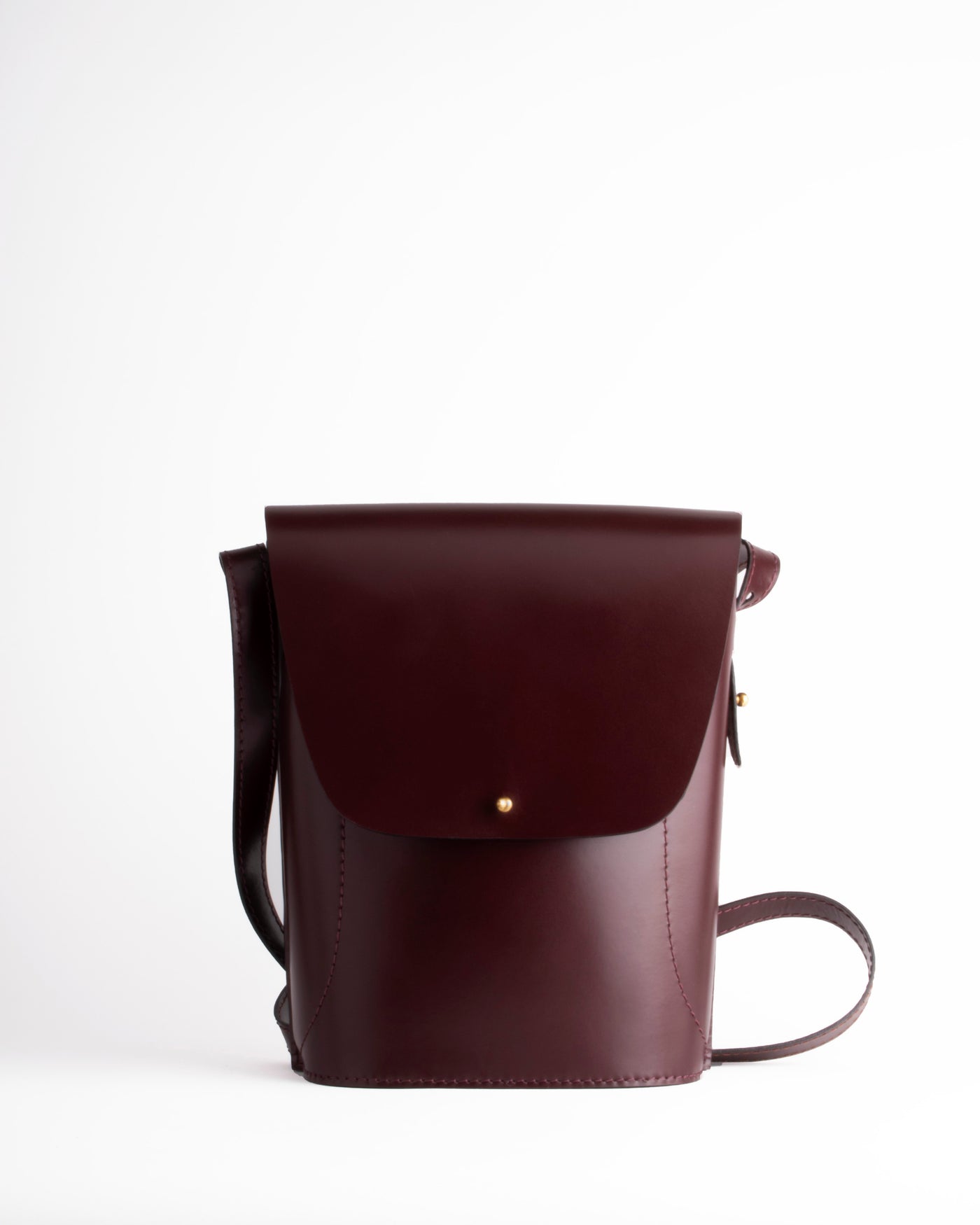 Everly Bucket Sling